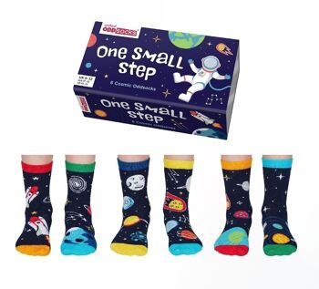 UN PETIT PAS | Coffret cadeau 6 chaussettes impaires pour enfants - United Oddsocks| Royaume-Uni 9-12, EUR 27-30, États-Unis 9.5-13 4