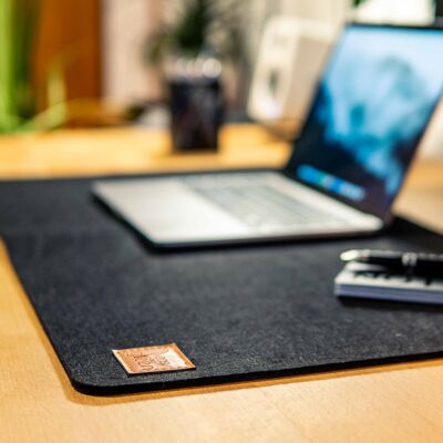 Desk pad - felt - 80x40cm - with anti-slip coating - black