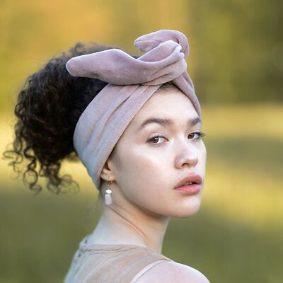 Blossom Velvet Wireheadband