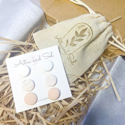 Die UKIYO Ohrstecker in Blush - Sand