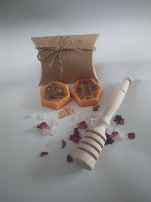 Honey Bee / Honeycomb Wax Melt ( Paraffin or Soy ) , Paraffin Bee