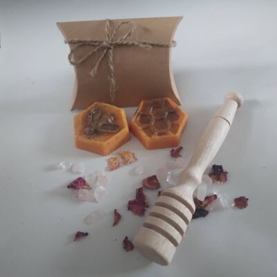 Honey Bee / Honeycomb Wax Melt ( Paraffin or Soy ) , Paraffin Bee