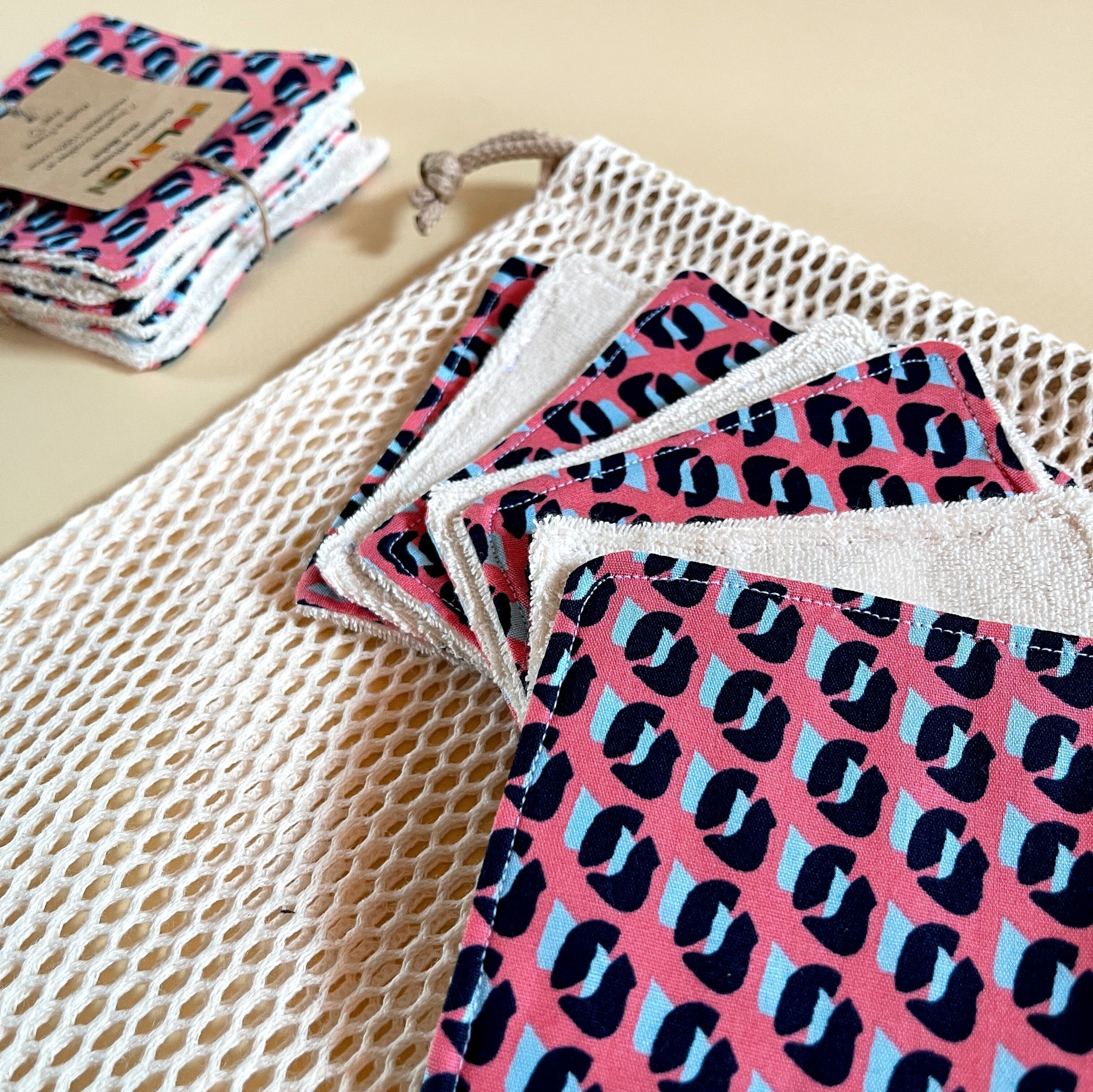 Pack of 7 organic cotton makeup remover wipes | Pink