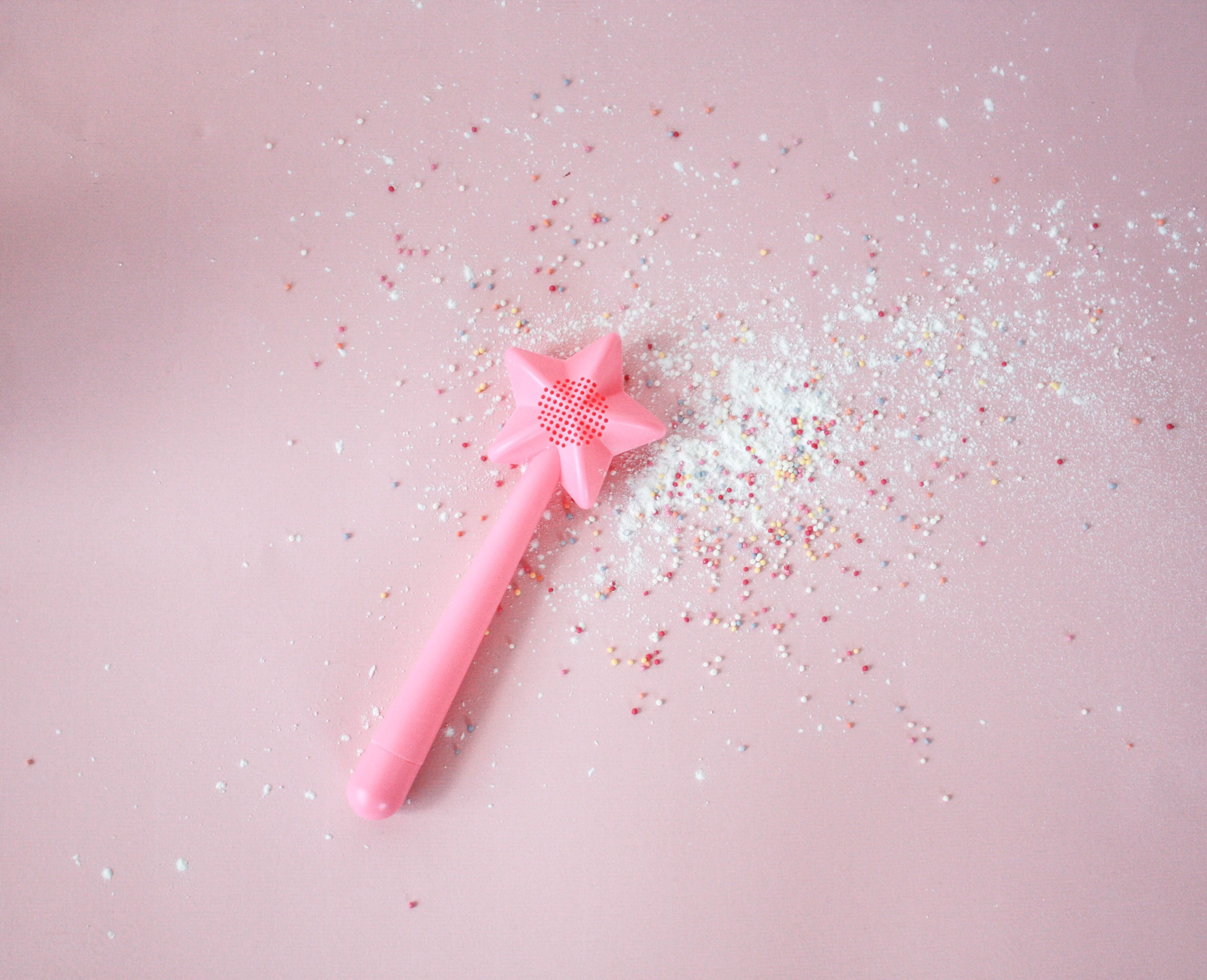 Magic Wand Icing Sugar Shaker