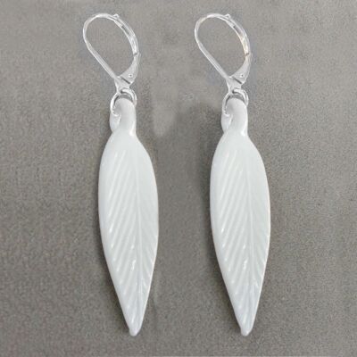 Designer Authentic Murano Glass Earrings White SALVIA Feather or Leaf Earrings