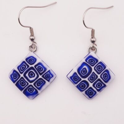 Boucles d'oreilles en verre de Murano. Boucles carré MURRINE mat bleu et blanc