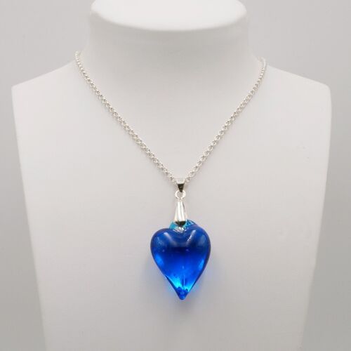 Collier COEUR bleu turquoise en verre de Murano  certifié fait main monté sur chaine