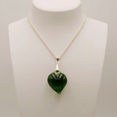 Emerald green HEART necklace in certified handmade Murano glass mounted on chain