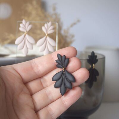 Double leaf earrings black - sterling silver