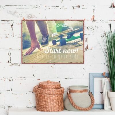 Small metal sign - Start now