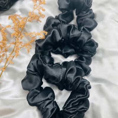 BLVK Satin Scrunchies - Medium