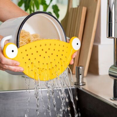 Noodle Monster colander