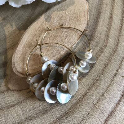 Large hoop earrings in stainless steel, mother-of-pearl and Mallorcan pearls