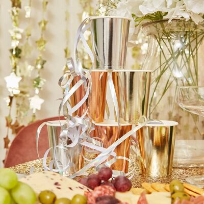 Sortierte Metallics – Partybecher aus Papier (x8)