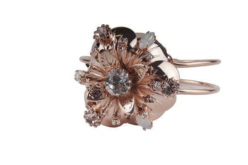 Flower Clasp Bracelet | monnaluna