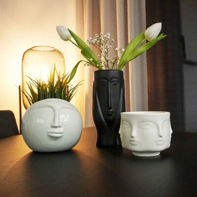 Clay flowerpot face L white from Mexico
