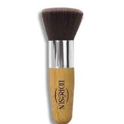 BLUSH APPLICATOR