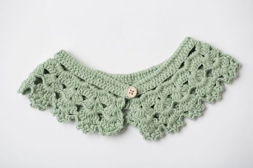 Girls Handmade Organic Crochet Collar Green Standard
