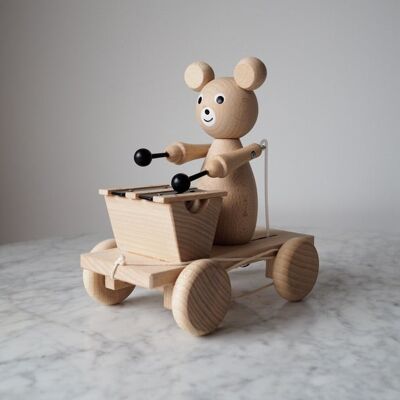 Henry - xylophone pull along bear