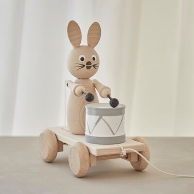 Alice - pull along drummer bunny