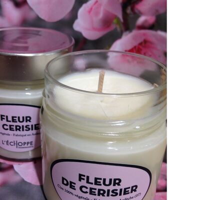 100% VEGETABLE WAX SCENTED CANDLE SOYA. 180 G CHERRY BLOSSOM.