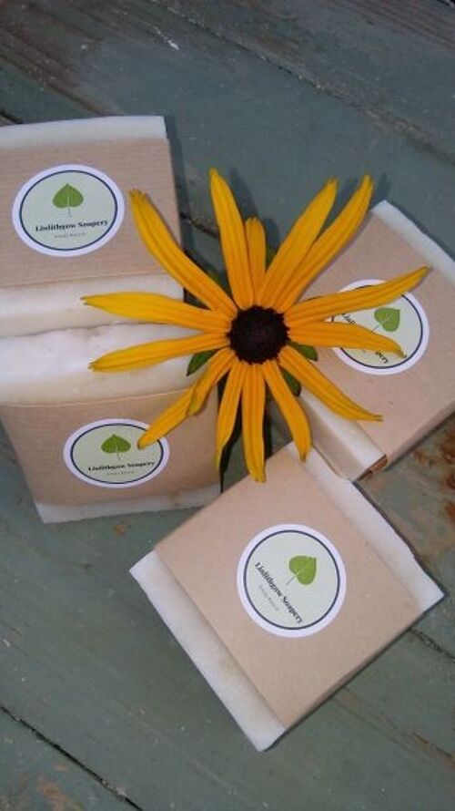 Natural Beeswax - Scent and Colour-free Soap - 100g