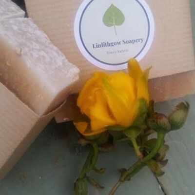 Organic Honey, Ground Oats and Lavender Essential Oil Soap - 100g