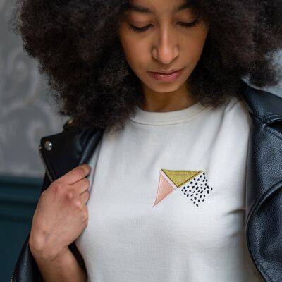 Damen-T-Shirt aus Bio-Baumwolle – gesticktes Muster