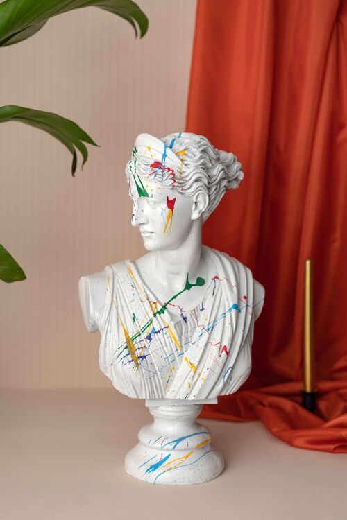 Colours of Artemis, Modern Sculpture for Home Decoration