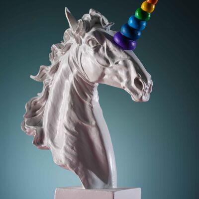 Unicorno arcobaleno, scultura moderna per la decorazione domestica