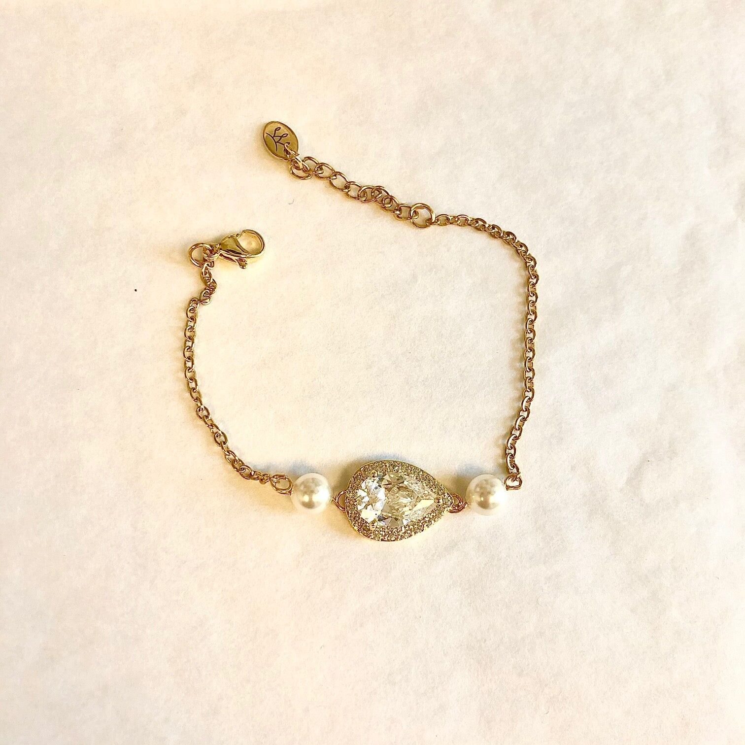 Hochzeitsarmband mit Zirkontropfen und kostbaren Perlen - rosévergoldet
