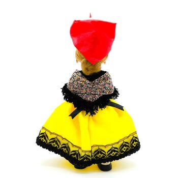 Poupée de collection de 35 cm. robe typique de la région d'Abulense (Ávila), fabriquée en Espagne par Folk Crafts Dolls. (SKU: 318) 3