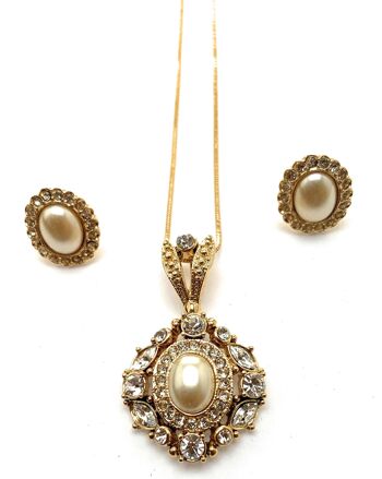 Collection Kyle | Ensemble pendentif perle ovale | Swarovski 3