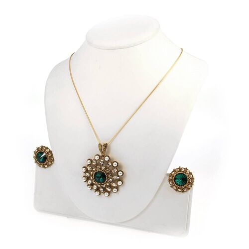 Kyles Collection | Swarovski Pendant Necklace | Necklace Set, Emerald