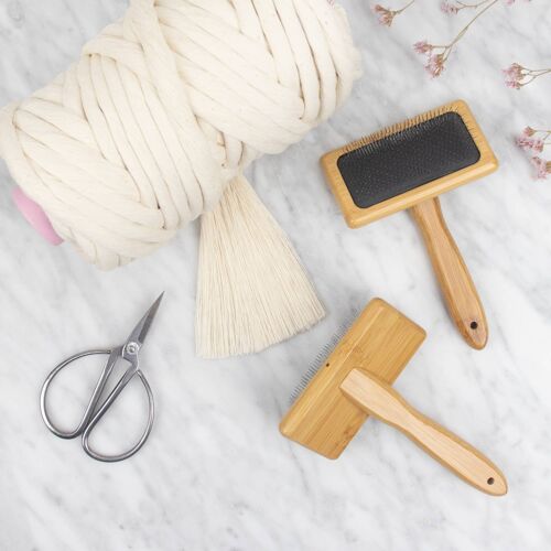 Fiber Brush for Macramé & Weaving