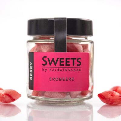 Strawberry SWEETS by heidelbonbon