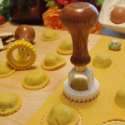 Ravioli Sole Cutter