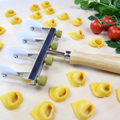 Adjustable Pasta Cutter 4 Blades 120mm