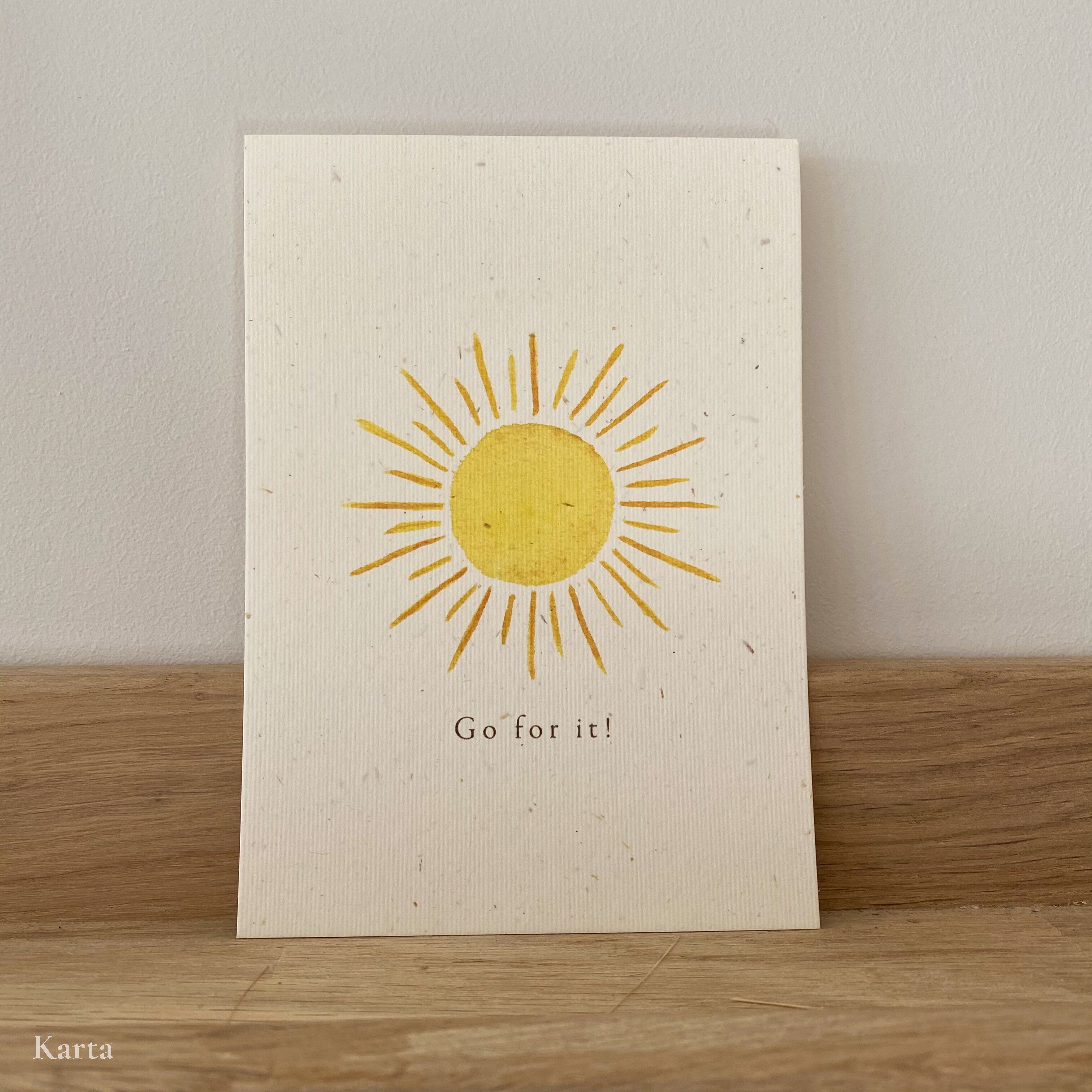 Tarjeta de felicitación - sol brillante