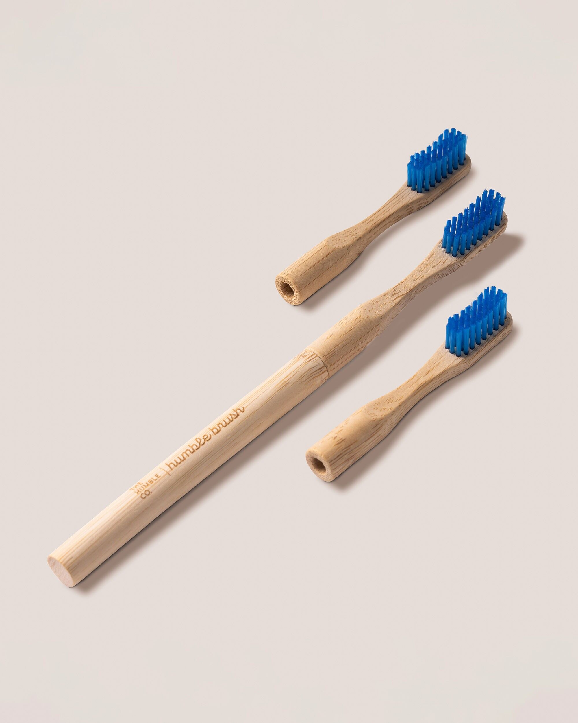 BROSSE HUMBLE - TÊTE INTERCHANGEABLE - BLEU DOUX