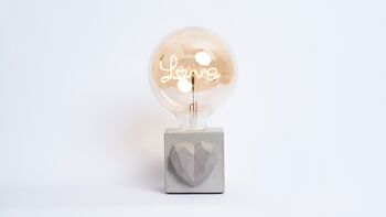 LAMPE LOVE - Béton coloré Gris - Ampoule Love 1