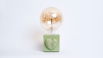 LAMPE LOVE - Béton coloré Vert - Ampoule Love 2