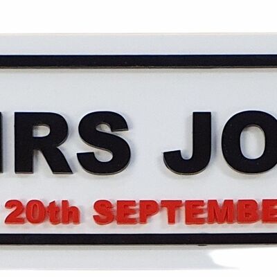 Mr & Mrs 3D Wall Sign, Wedding Day or Anniversary Present, 3 Designs, No Drilling - Design 2