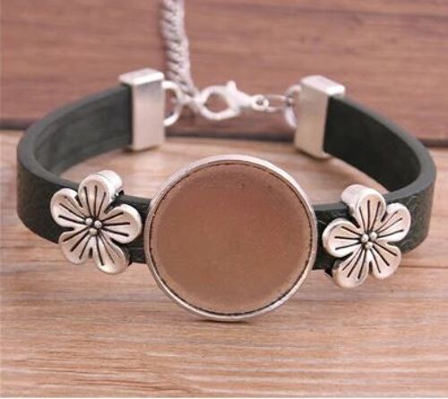 Bracelet with flowers - different colors - Green , sku686