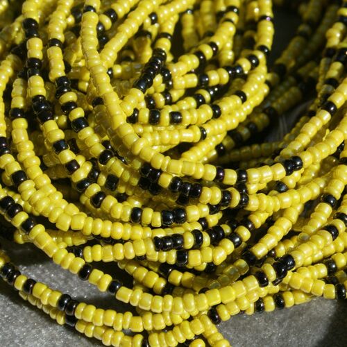 Beemybee - 1 rang - Fermeture dorée 85 cm