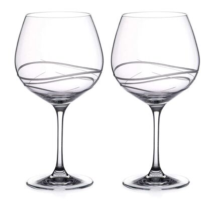 Un paio di bicchieri in cristallo di gin Copa dal design oceanico tagliati a mano in confezione regalo