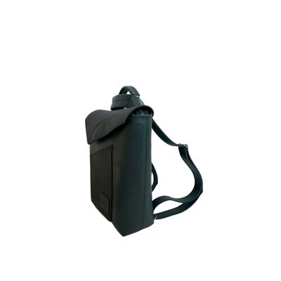 Backpack “Cardamom” small – ocean green/dark green texturised