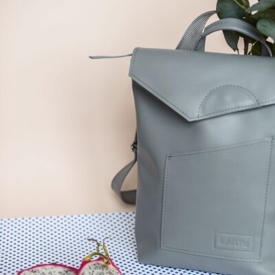 Backpack “Cardamom” – smooth grey