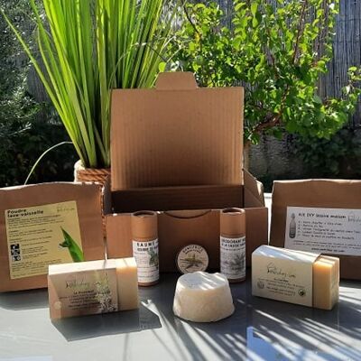 Green Discovery Box at Home