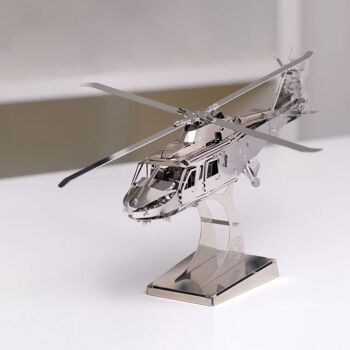 Maquette d'hélicoptère à monter soi-même "Lifting Spirit", TM "Metal Time" 2